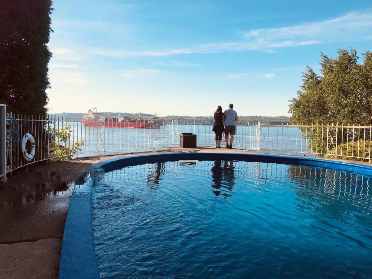 Goeliche Hotel Et Appartement Saint-Laurent-de-l'ile d'Orleans Eksteriør bilde
