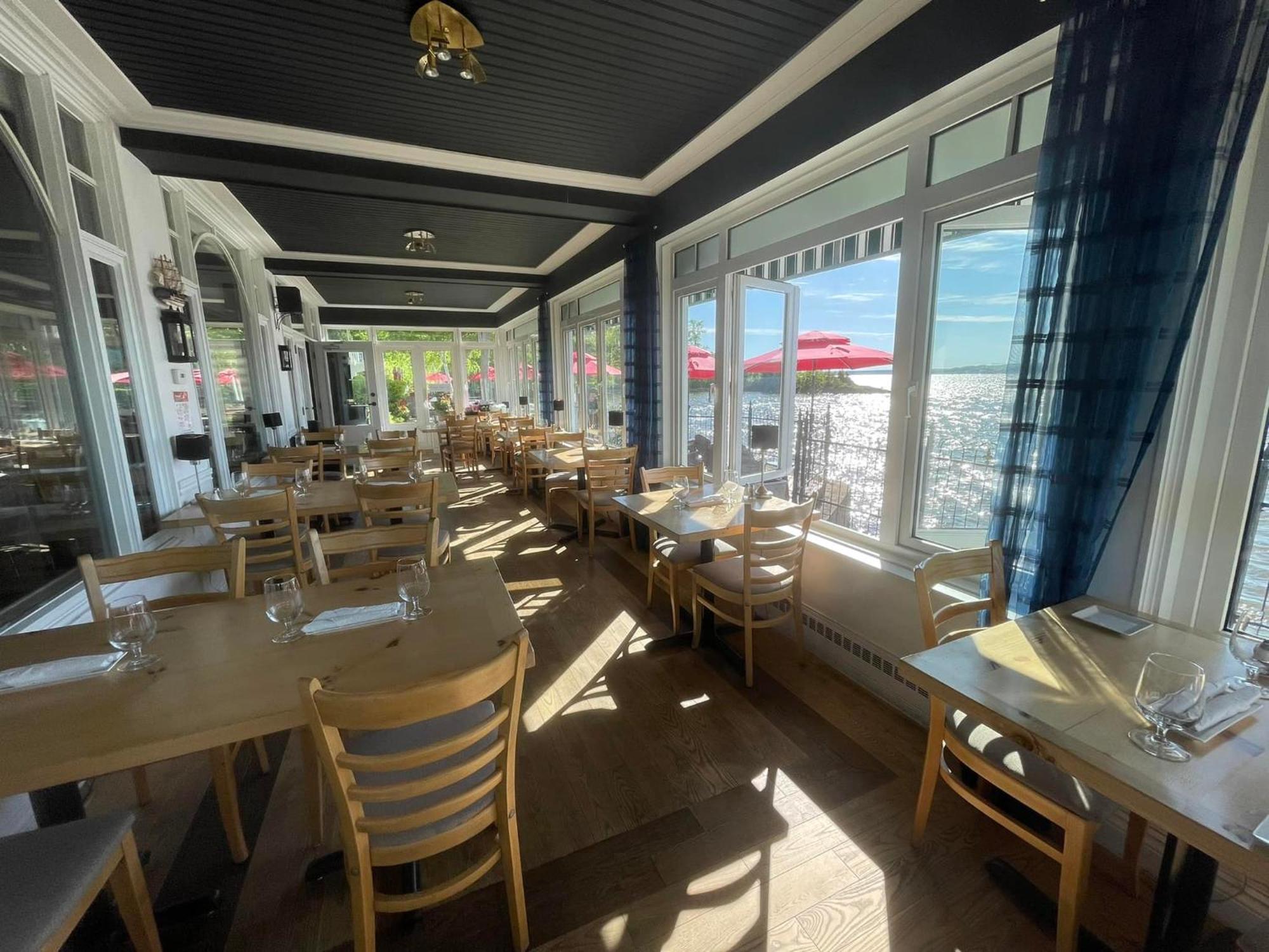 Goeliche Hotel Et Appartement Saint-Laurent-de-l'ile d'Orleans Eksteriør bilde