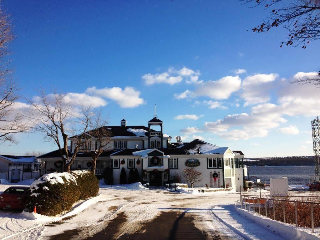 Goeliche Hotel Et Appartement Saint-Laurent-de-l'ile d'Orleans Eksteriør bilde