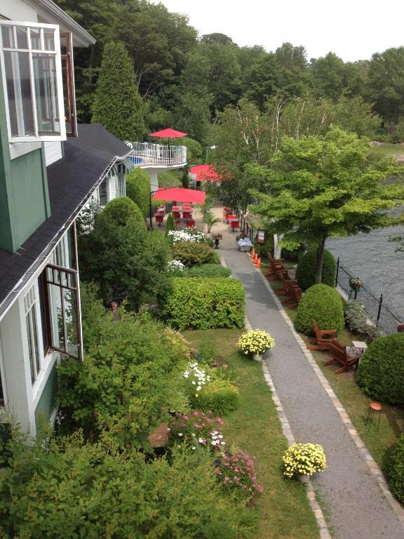 Goeliche Hotel Et Appartement Saint-Laurent-de-l'ile d'Orleans Rom bilde